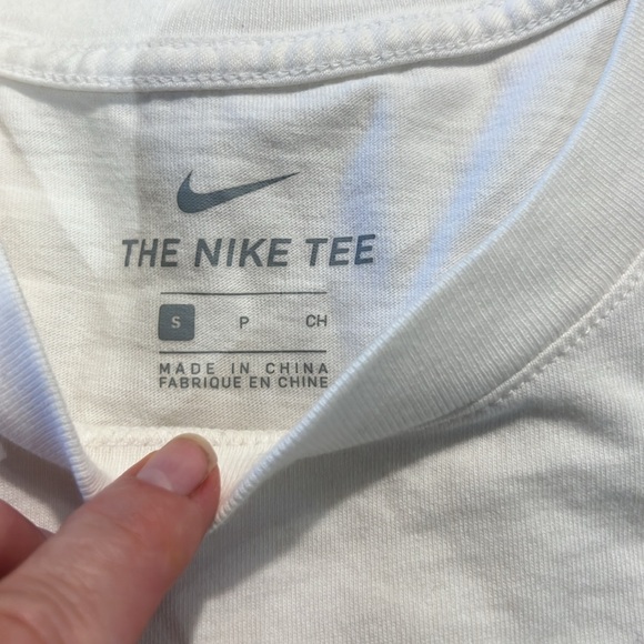 Nike Long sleeve - Picture 2 of 3